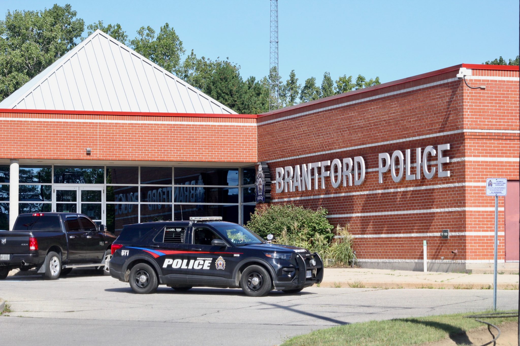 Brantford Woman Facing 24 Charges After Robbery | BrantBeacon